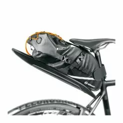 BOLSA TRASERA SKS EXPLORER SADDLEBAG 13 L CON GUARDABARROS